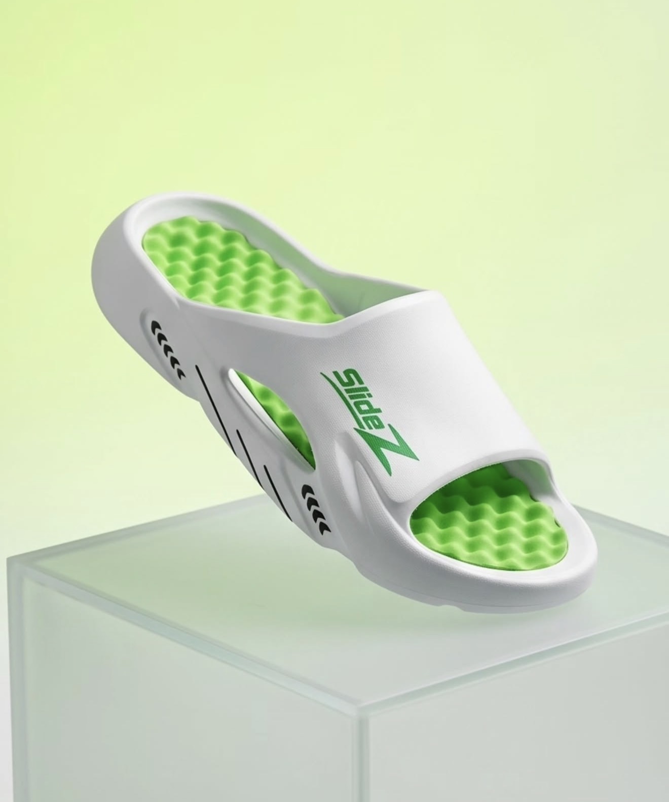 Green / White / Green